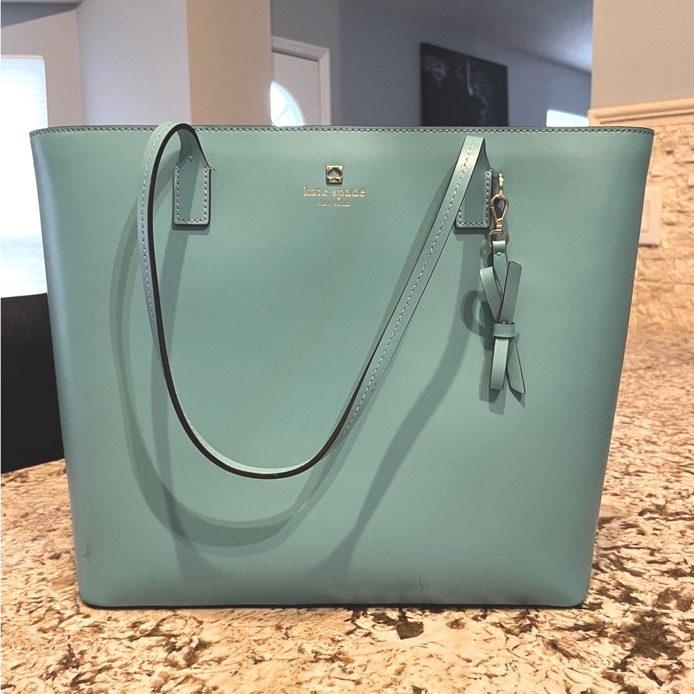 Kate Spade Leather Tote ♠️
